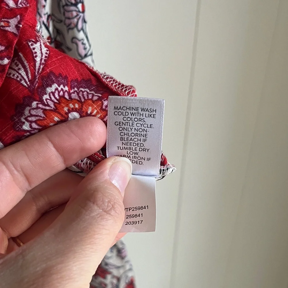 J. Jill Red and White Floral Button Down Shirt Sz Med Coastal Grandma Beach - Picture 10 of 12